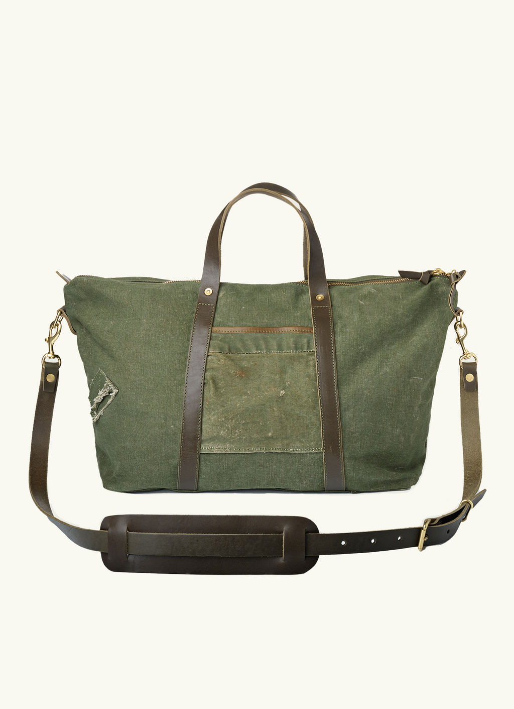 Repurposed Military Reisetasche